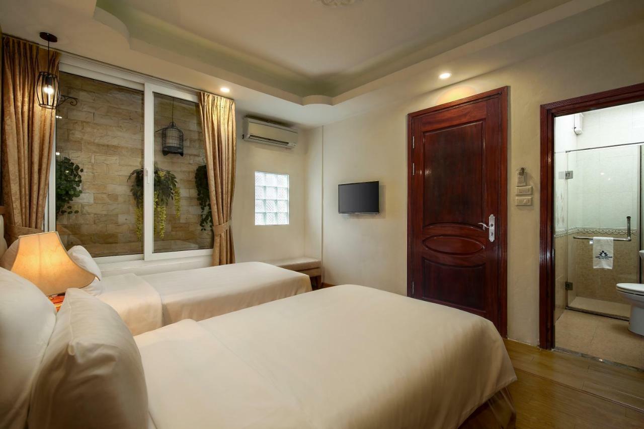 อความารีน โฮเต็ล แอนด์ แทรเวล Bed & Breakfast ฮานอย ภายนอก รูปภาพ