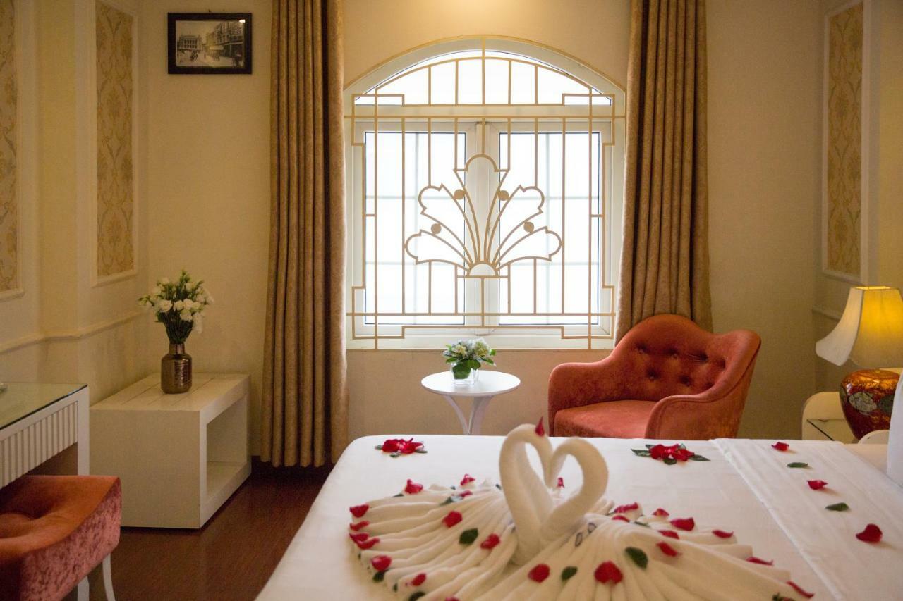 อความารีน โฮเต็ล แอนด์ แทรเวล Bed & Breakfast ฮานอย ภายนอก รูปภาพ