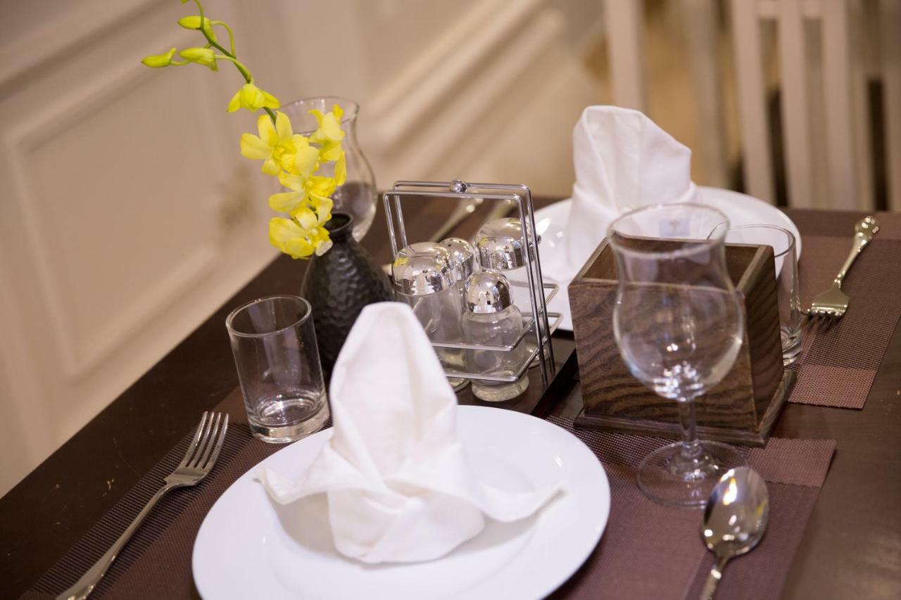 อความารีน โฮเต็ล แอนด์ แทรเวล Bed & Breakfast ฮานอย ภายนอก รูปภาพ